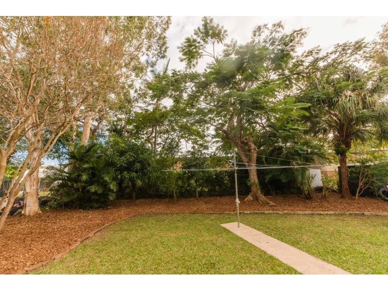 393 Philp Avenue, Frenchville QLD 4701